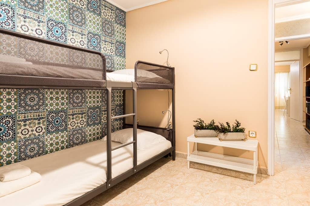 Sunny Apartment With 2 Bedrooms And Garden 格利法达 外观 照片