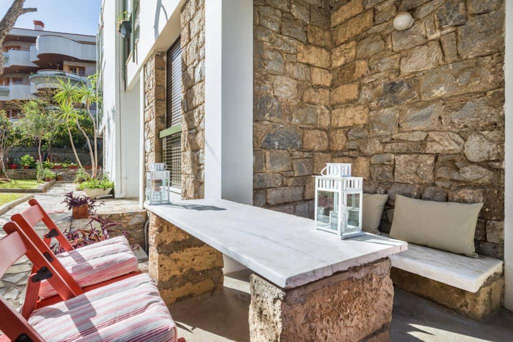 Sunny Apartment With 2 Bedrooms And Garden 格利法达 外观 照片